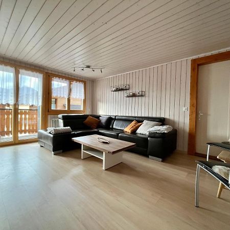 Chalet Diana - Spacious Flat - Village Core - South Facing - Ski-In/Ski-Out Bettmeralp Luaran gambar