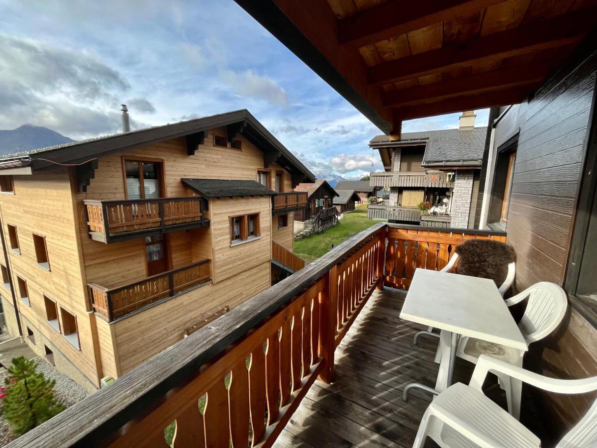 Chalet Diana - Spacious Flat - Village Core - South Facing - Ski-In/Ski-Out Bettmeralp Luaran gambar